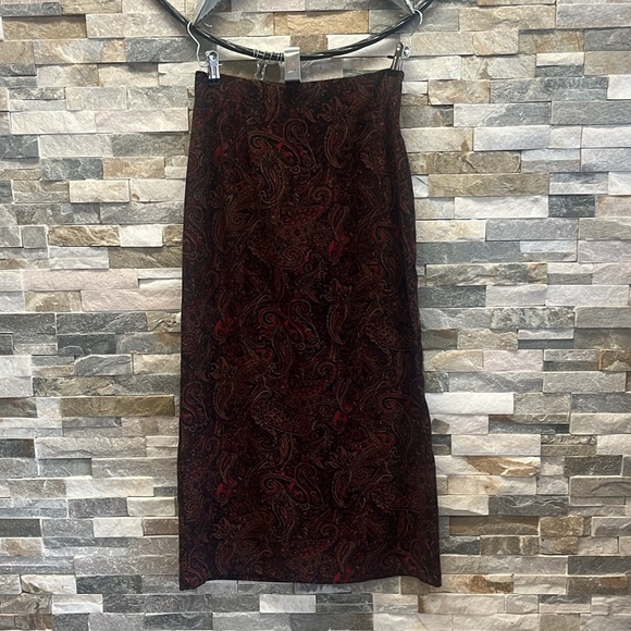 Covington Red and Brown Paisley Skirt - Picture 1 of 6